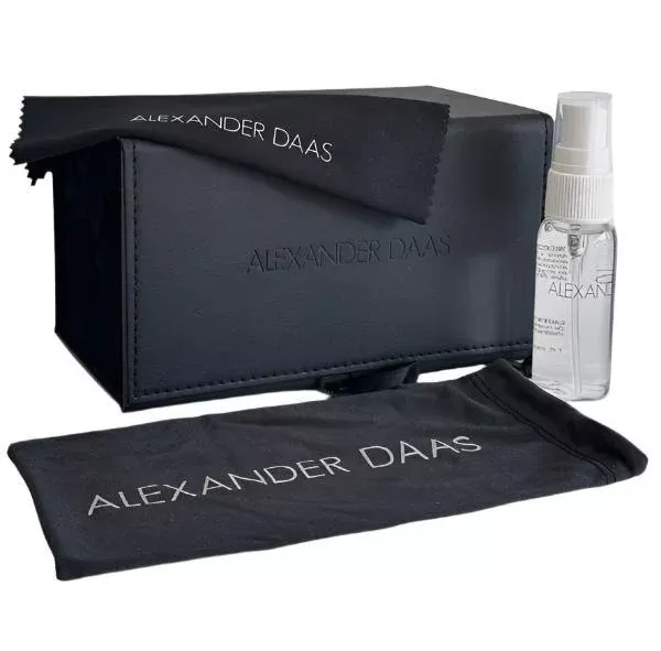 Alexander Daas Travel Kit
